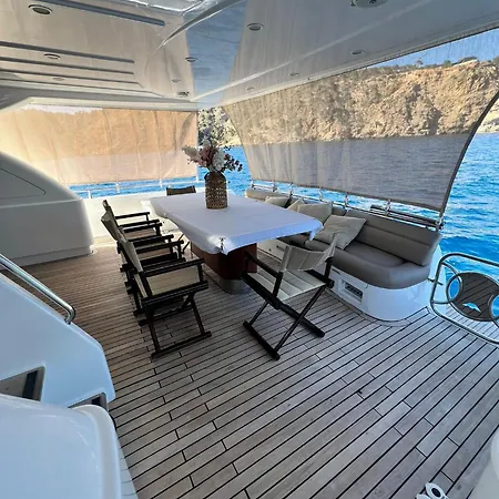 Yate Presidencial-2