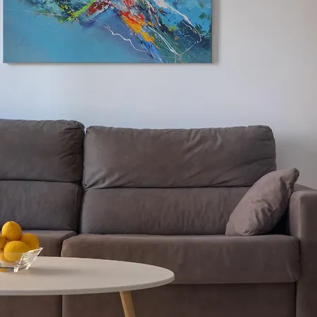 Apartamentos Senabre Palais-3