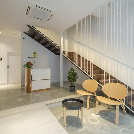 Gorgeous Apt With A Large Private Terrace-3