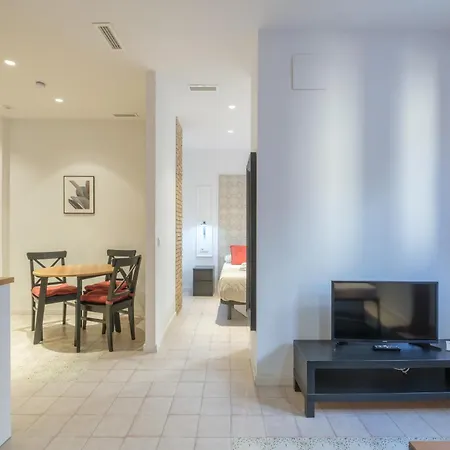 Modern Apartment Close To City Centre-2