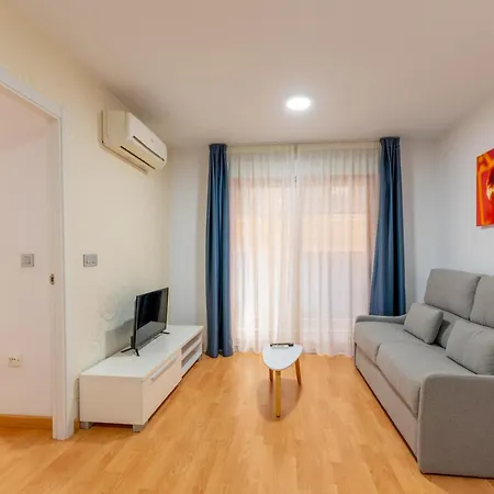 Apartamentos Globus By Be Alicante-2