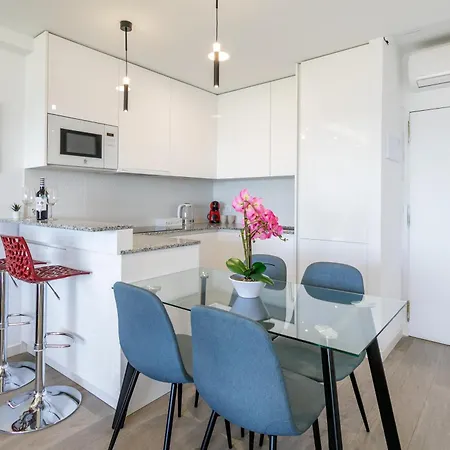 Sky Suites Alicante-2