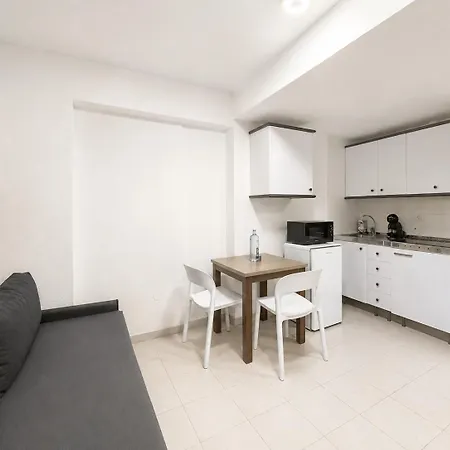 Apartamentos El Faro By Mc-3