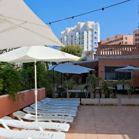 Hotel Tropic-2