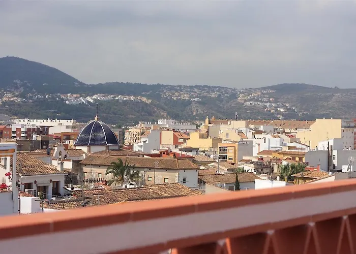 Casa De Pueblo En El Castillo By Costablancarent Dénia