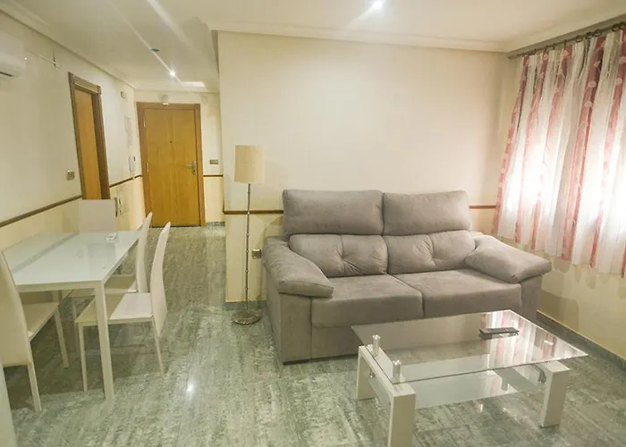 Pet friendly Apartamentos Torrevieja Puerto