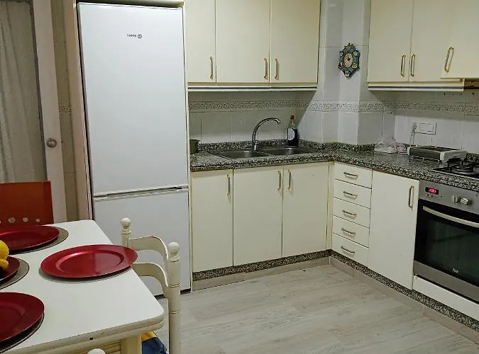 Habitación confortable en piso Elche