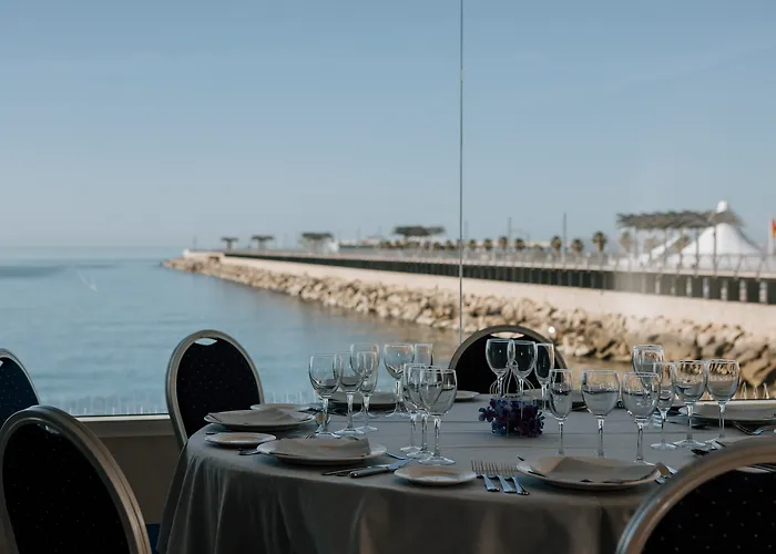 Alicante Hotels for Romantic Getaway near Santa Barbara Castle