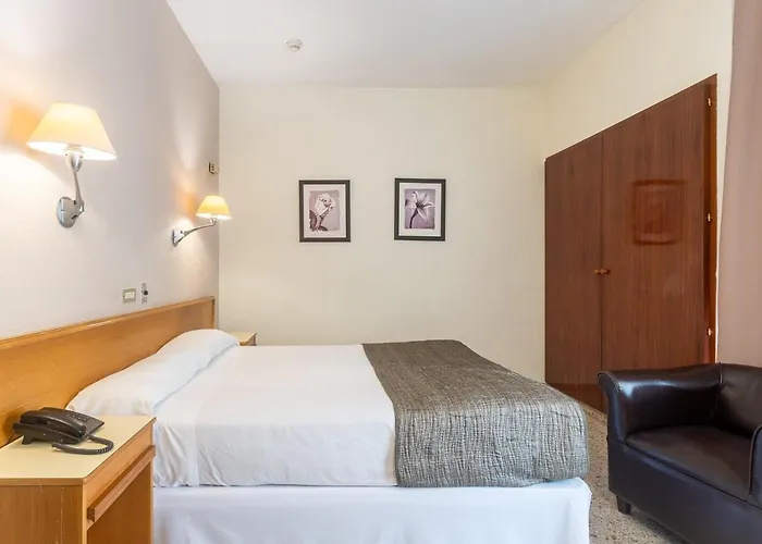 Alicante hotels near Gravina Museum of Fine Arts MUBAG