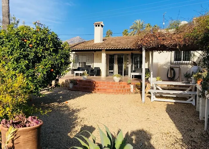 Casa Mina Bed&Breakfast L'Alfas del Pi