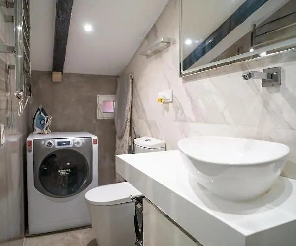 Bonito Apartamento Con Terraza En Xativa Valencia