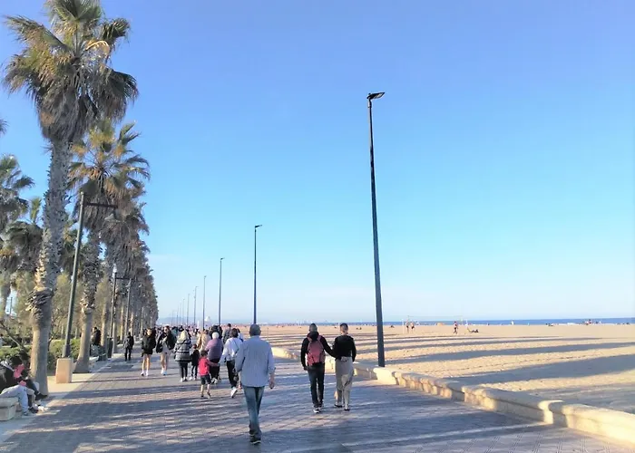 Habitacion A Metros De La Playa Con Cocina Y Wc Compartida, Terraza Y Zonas Comunes Hotel Valencia