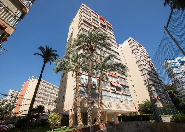 Benidorm Dog Friendly Hotels near Aqualandia