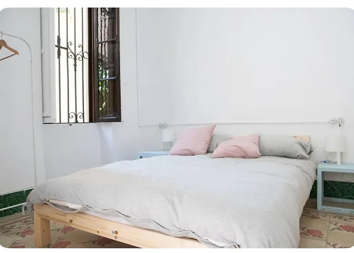 2-Habitacion Con Bano Privado 1 Cama De Matrimonio Valenza