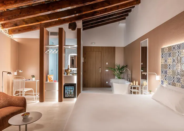 Axel Hotel Valencia - Adults Only