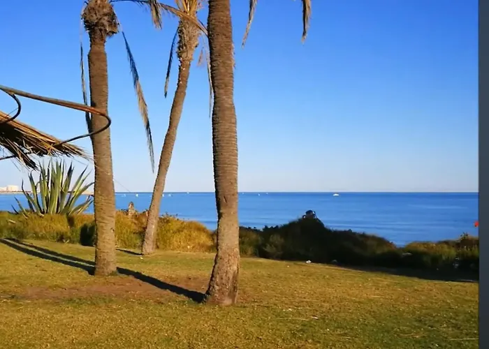 En primera línea de mar, casa,patio solarium La Bugamvulla Torrevieja