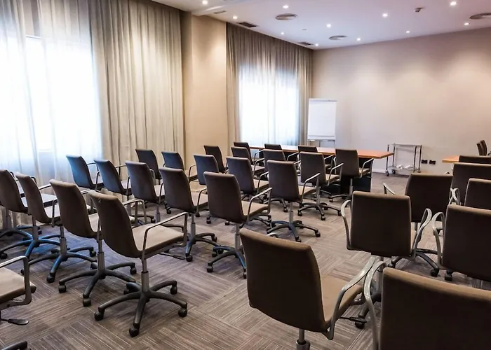Hoteles cerca de Palmeral de Elche