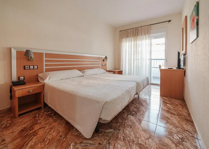 Hotel La Familia El Campello