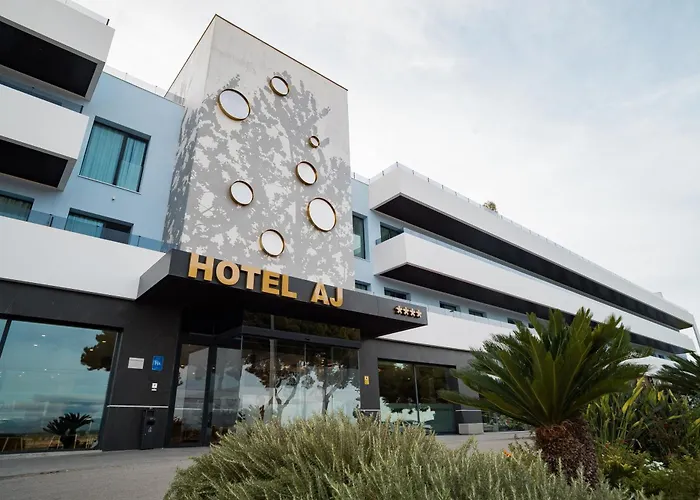 Hotels in Arenales del Sol