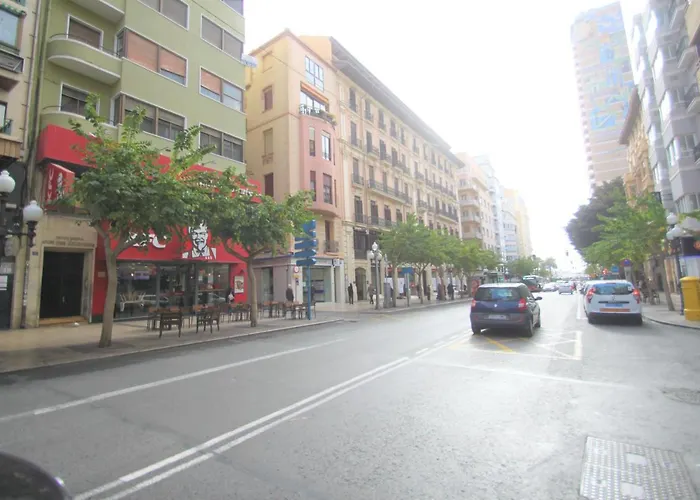CasaTuris Rambla Méndez Núñez en el corazón de Alicante A109