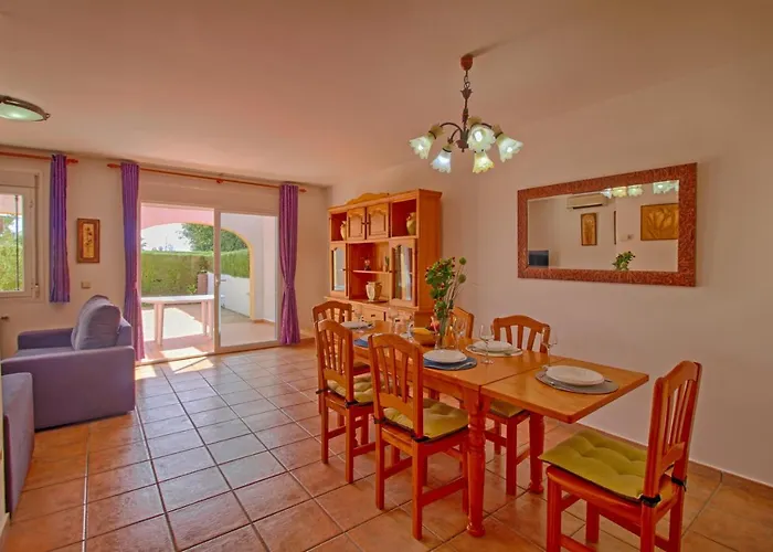 Bungalows Puerta De Calpe with Pool